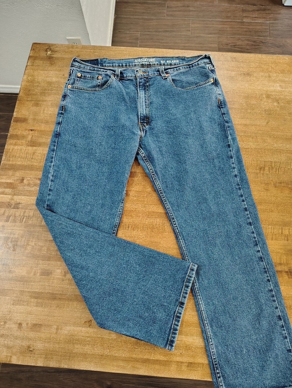 Levi's Strauss Signature S61 Relaxed-Fit, Straight-Leg Jean Size 36
